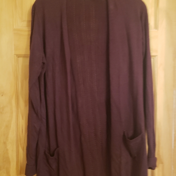 Ricki's sweater - Picture 2 of 3